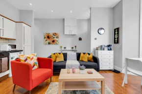 Stylish & Modern St Johns Hill